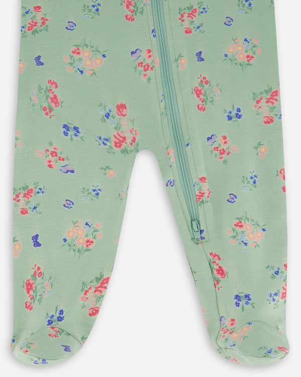 Printed Organic Cotton One-Piece Pajama Small Pink And Blue Flowers On Light Sage Pajamas Deux par Deux