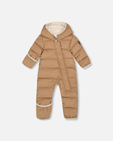 Combinaison de neige compressible BABY CLOUD conçue pour siège d’auto chanterelle