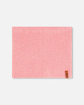 Cache-cou de mi-saison en tricot rose